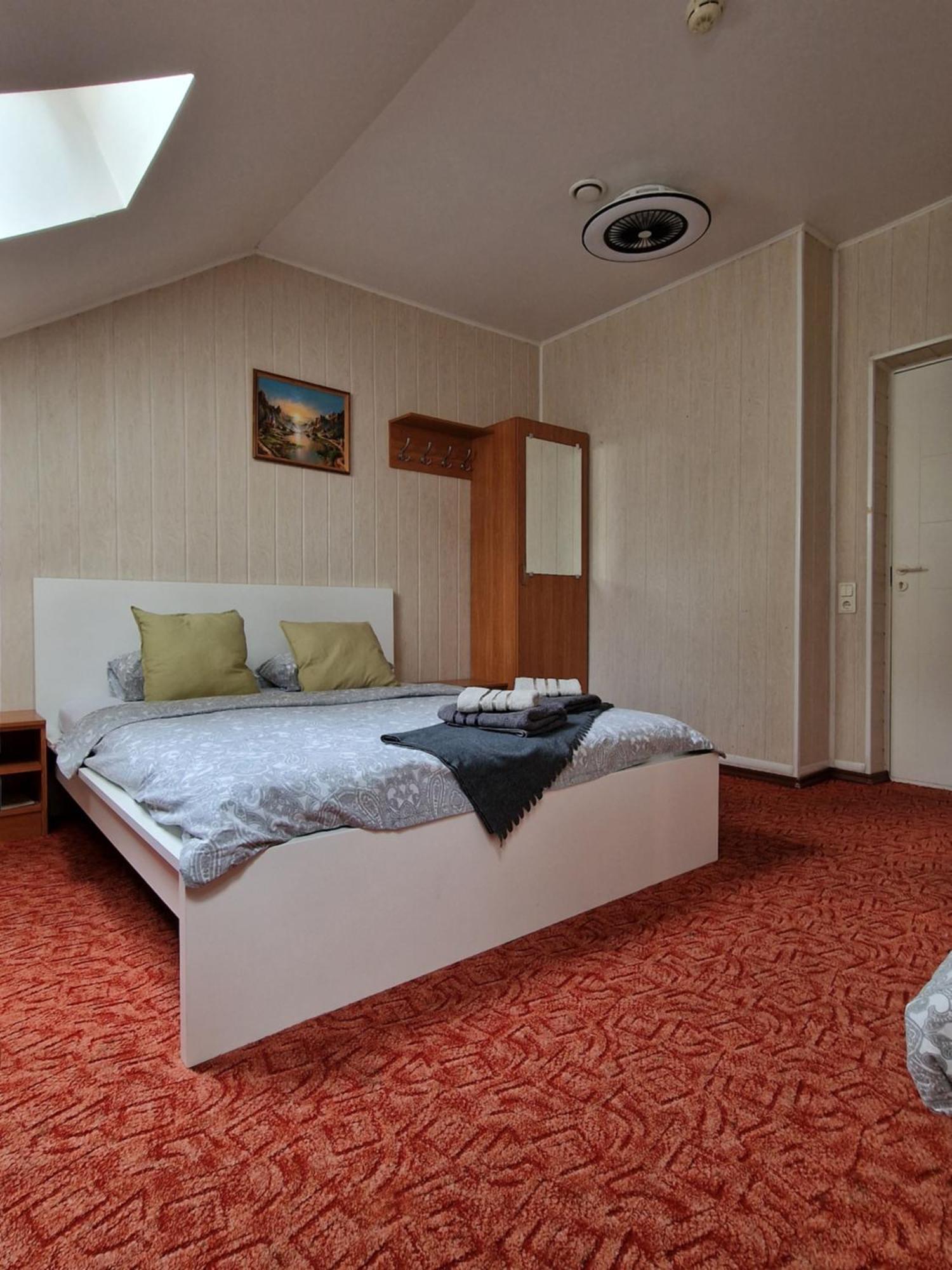 Guest House Kaktus ريغا الغرفة الصورة